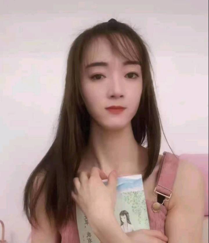 分享福田24岁的小姐姐