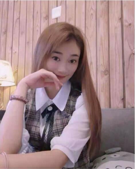 天河性感小紫萱